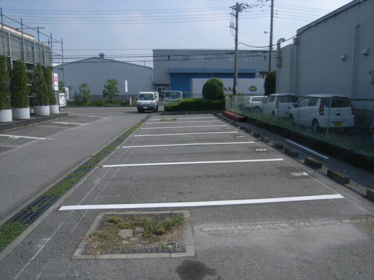 某企業様お客様駐車場2
